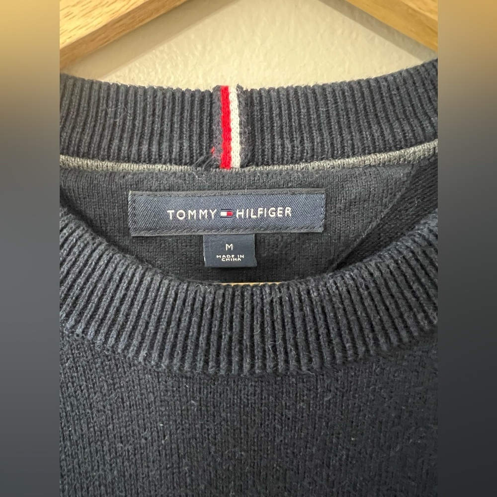 Tommy Hilfiger Flag Logo Crewneck Sweater Men’s Medium Navy Cotton Classic - Picture 2 of 10
